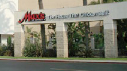 The first international franchise location of Max’s Restaurant opens in West Covina, California.